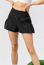 Load image into Gallery viewer, Elastic Waist Pocketed Active Shorts