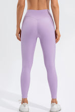 Load image into Gallery viewer, High Waist Active Leggings with Pockets
