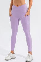 Load image into Gallery viewer, High Waist Active Leggings with Pockets
