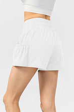 Load image into Gallery viewer, Elastic Waist Pocketed Active Shorts
