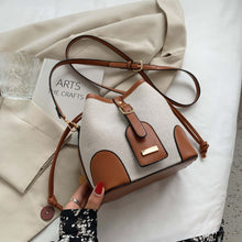 Load image into Gallery viewer, Straw Braided Adjustable Strap Crossbody Bag
